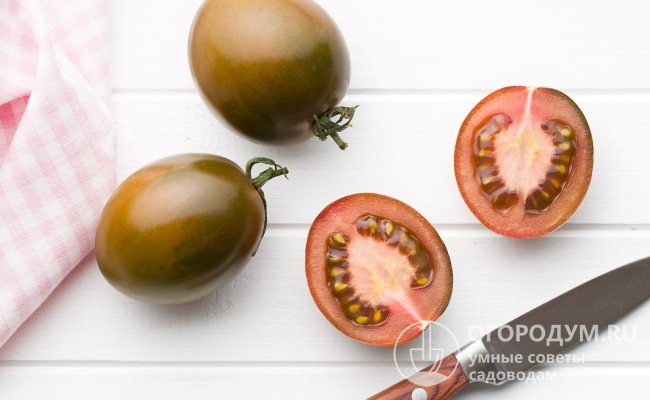 Дачники ценят сорт томатов «Де Барао черный» за неприхотливость, высокую урожайность и прекрасные потребительские качества плодов