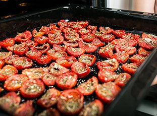 Вяленые помидоры: рецепты для духовки