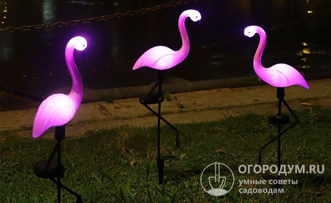 Водонепроницаемый светодиодный фонарь на солнечной батарее в форме фламинго