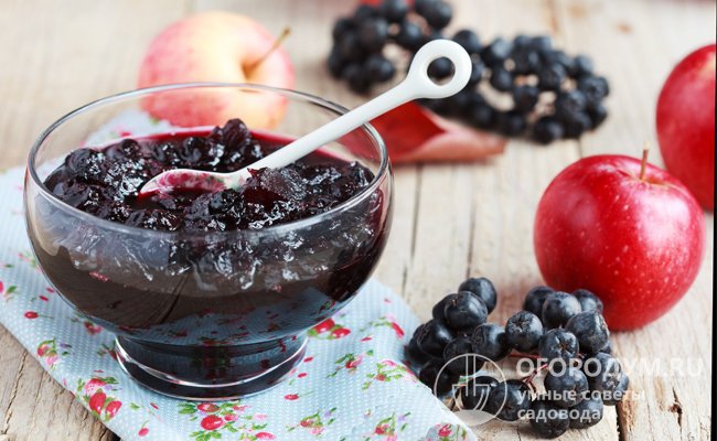 Варенье из черноплодки – не только вкусный десерт, но и диетический продукт